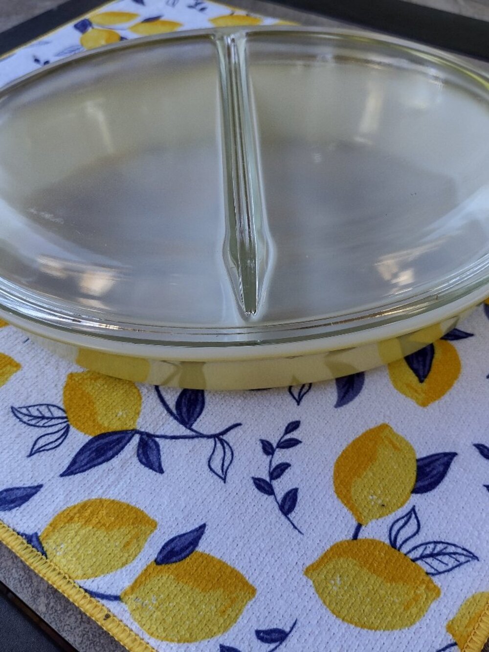 Vintage Pyrex Yellow Divided Oval Casserole Baking Dish 1 QT Ovenware w/ Lid